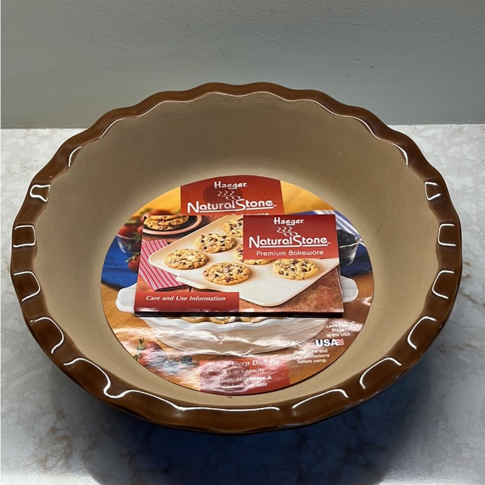 NWT Haeger Natural Stone Pie Plate
